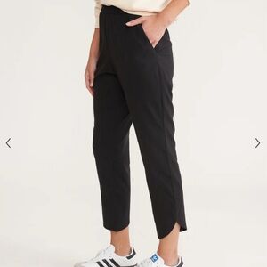Marine Layer Re-Spun Allison Pant in Black - Large - Petite